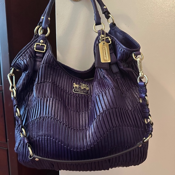 Coach Madison Gathered Leather Large Shoulder Bah Purple 15931 MSRP $1200 - Picture 1 of 8